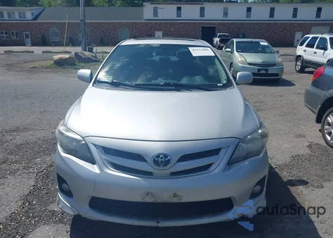 2012 Toyota Corolla S z USA, uszkodzony, nr VIN 2T1BU4EE1CC802799
